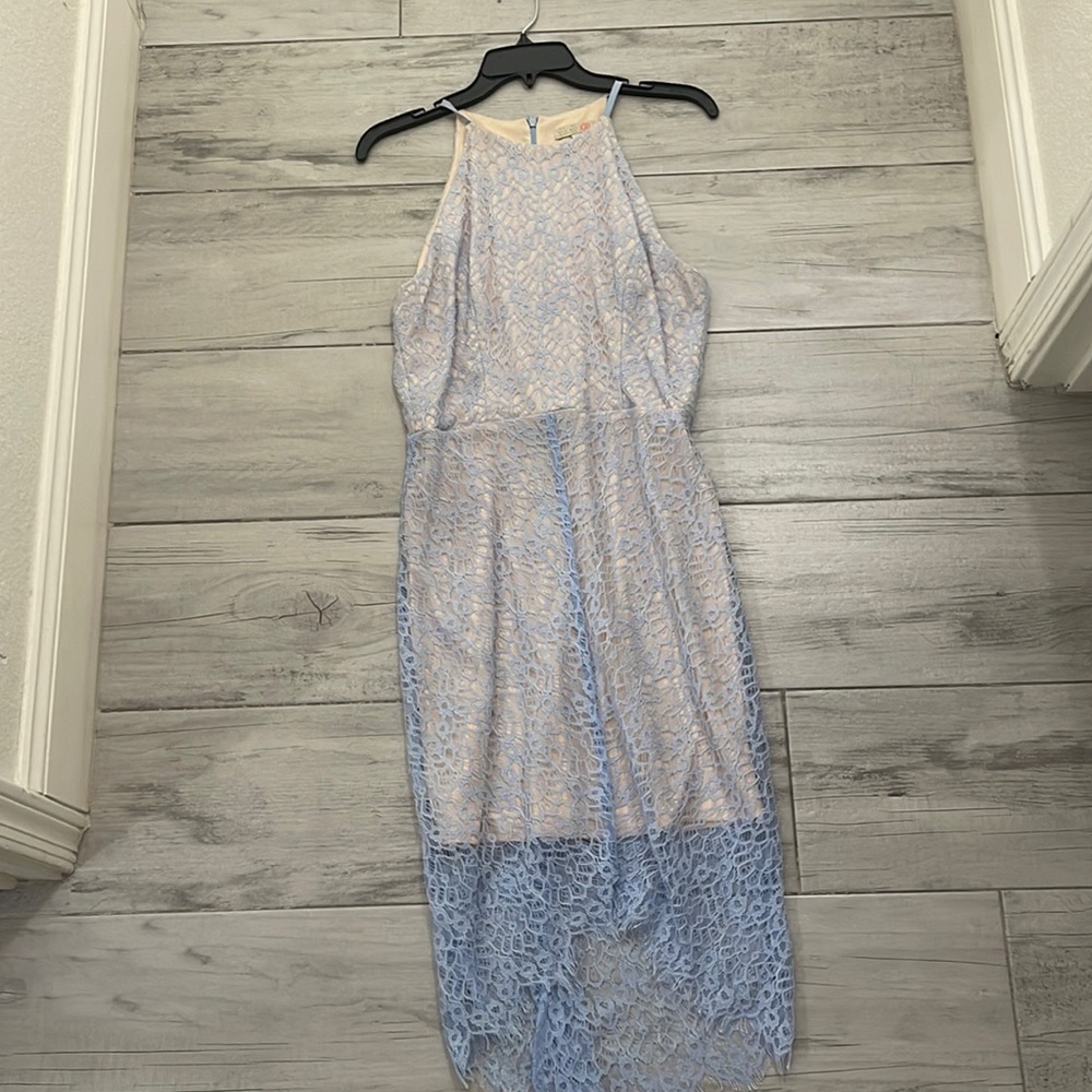 Lace midi dress